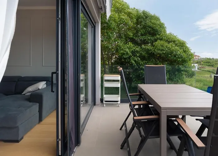 Voyage Villa *